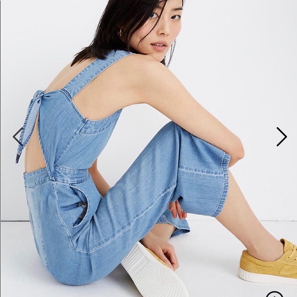 💖8/22💖Madewell Denim ApronBow-Back Jumpsuit - Picture 6 of 7